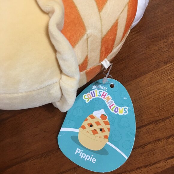 Squishmallows Plush Pippie the Pumpkin Pie - Picture 3 of 3